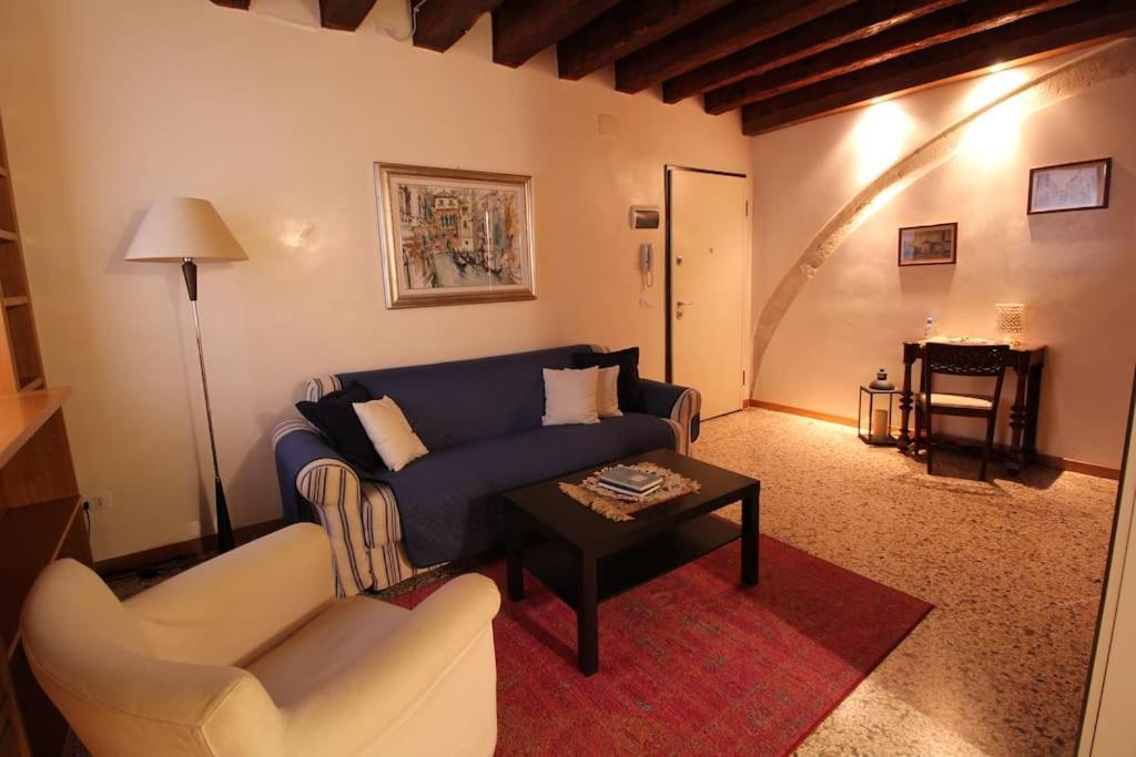 San Marco Charming Apartment With Canal View Venedig Exteriör bild