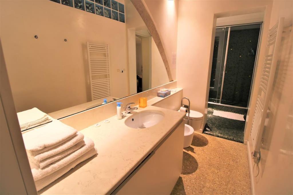 San Marco Charming Apartment With Canal View Venedig Exteriör bild